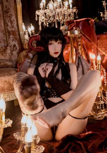www.偷拍自拍_720全集免费播放