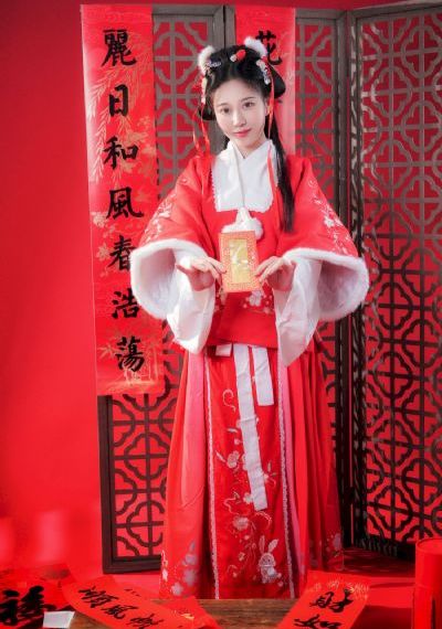 毛片基地在线看_1080P全集免费播放