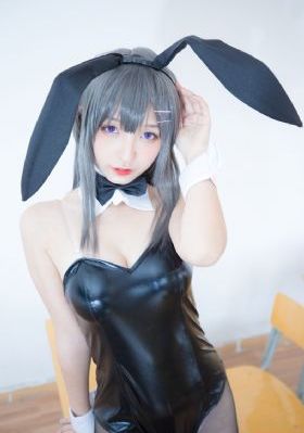 色情版巜劳拉的性放荡完整版_720BD在线观看